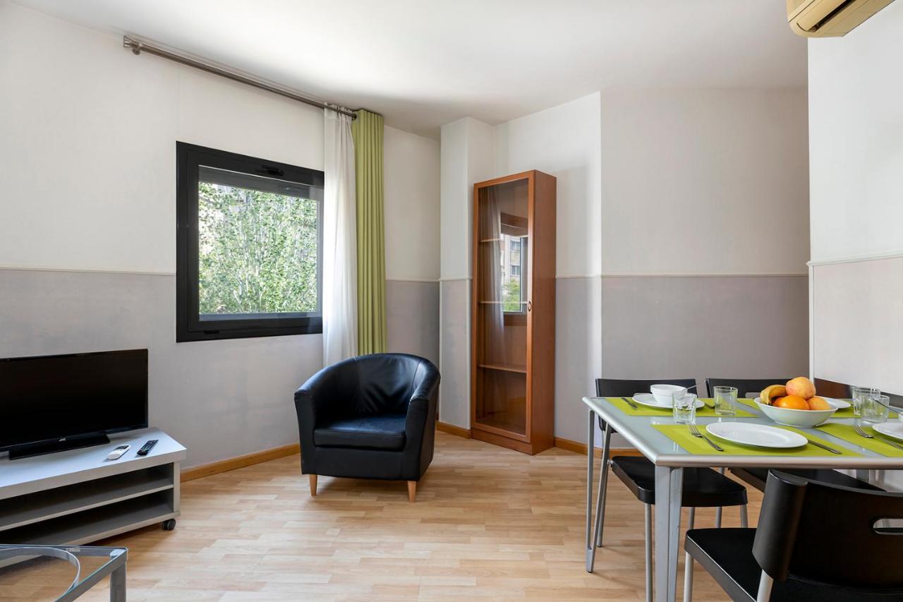 Apartments Sata Park Guell Area Барселона Экстерьер фото