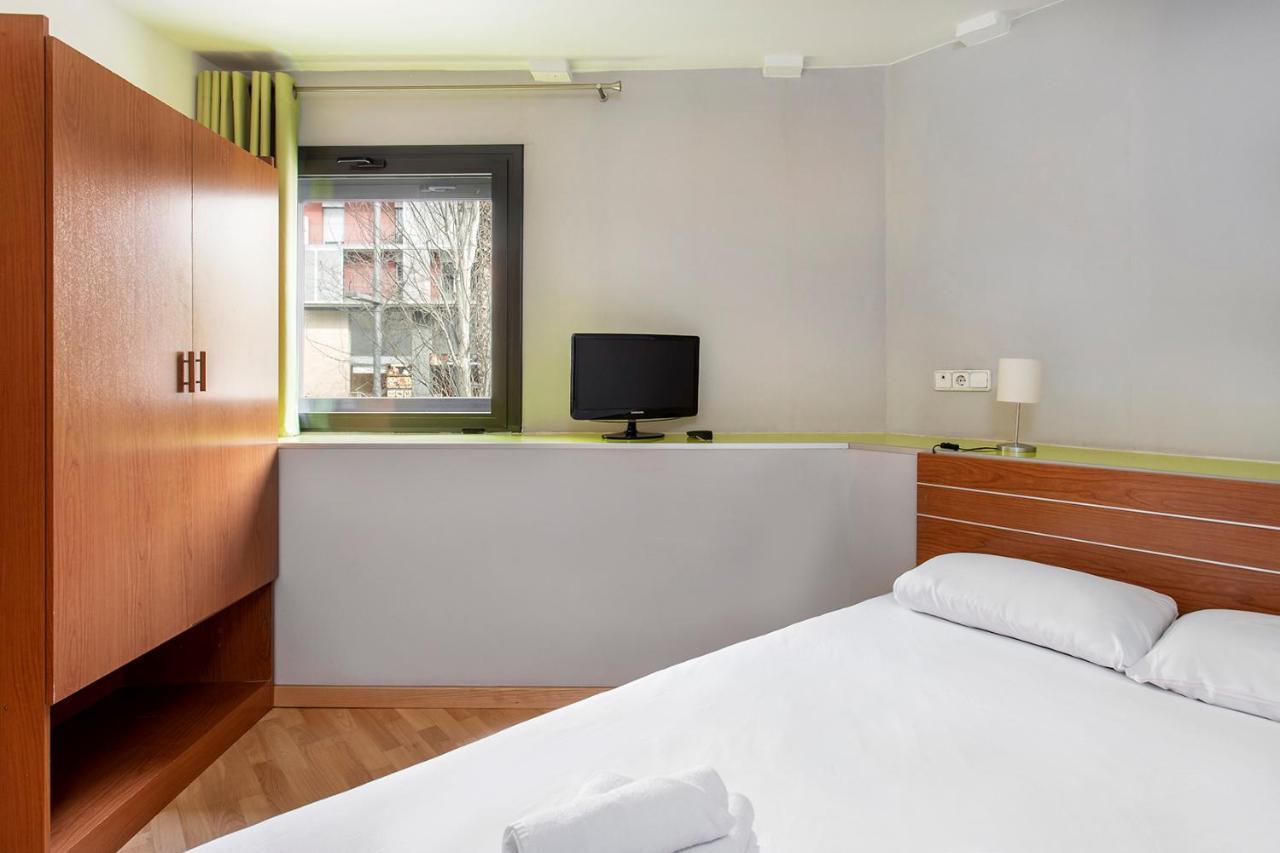 Apartments Sata Park Guell Area Барселона Экстерьер фото