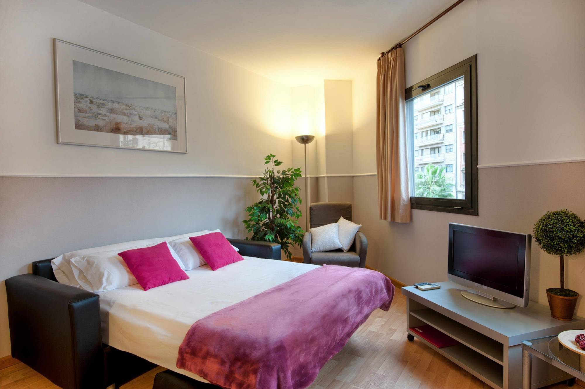 Apartments Sata Park Guell Area Барселона Экстерьер фото
